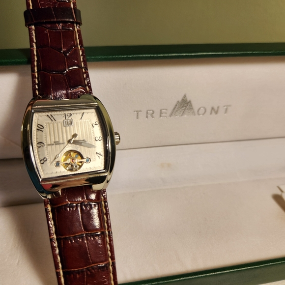 Tremont Mens Watch - Picture 10 of 11